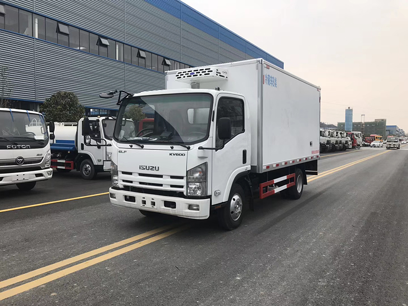 國(guó)六慶鈴五十鈴KV600冷藏車(chē)