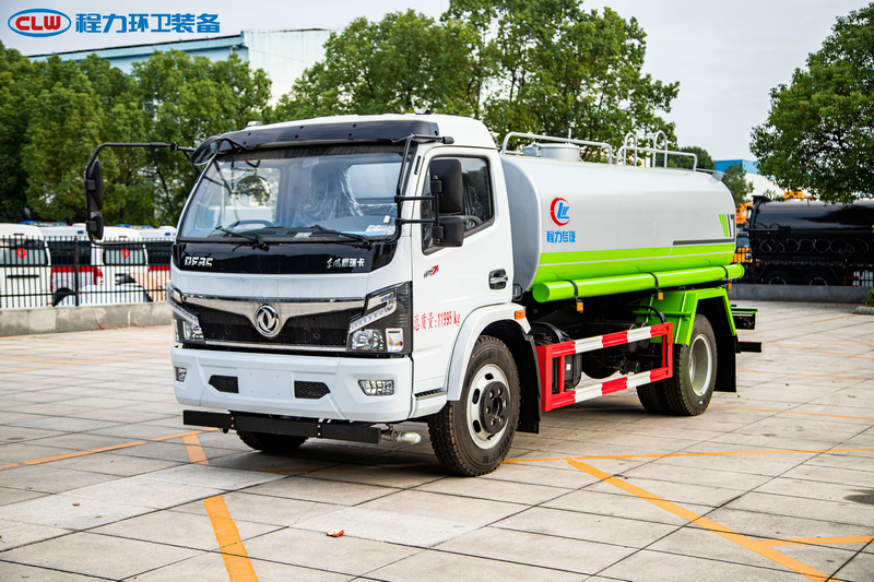 CLW5120GSS6型灑水車(chē)