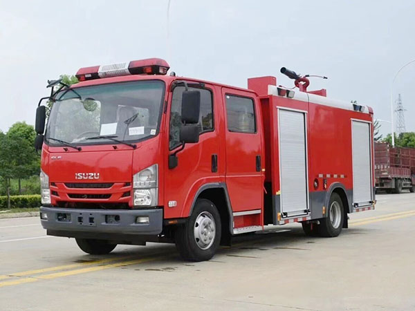 CLW5100GXFPM35/QL型泡沫消防車(chē)