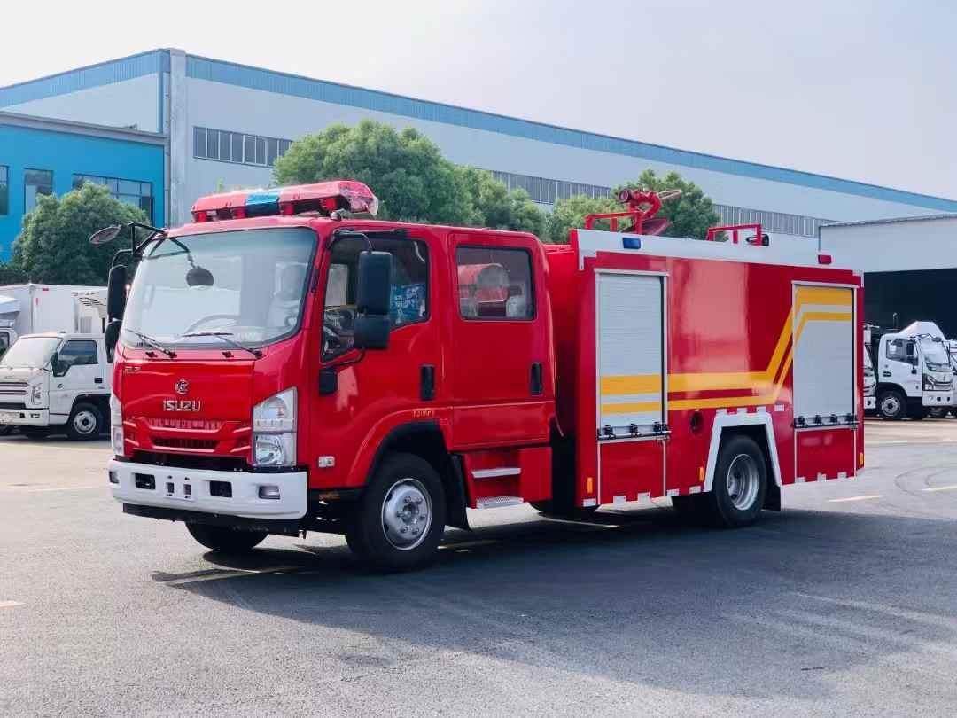 CLW5100GXFSG35/QL型水罐消防車(chē)